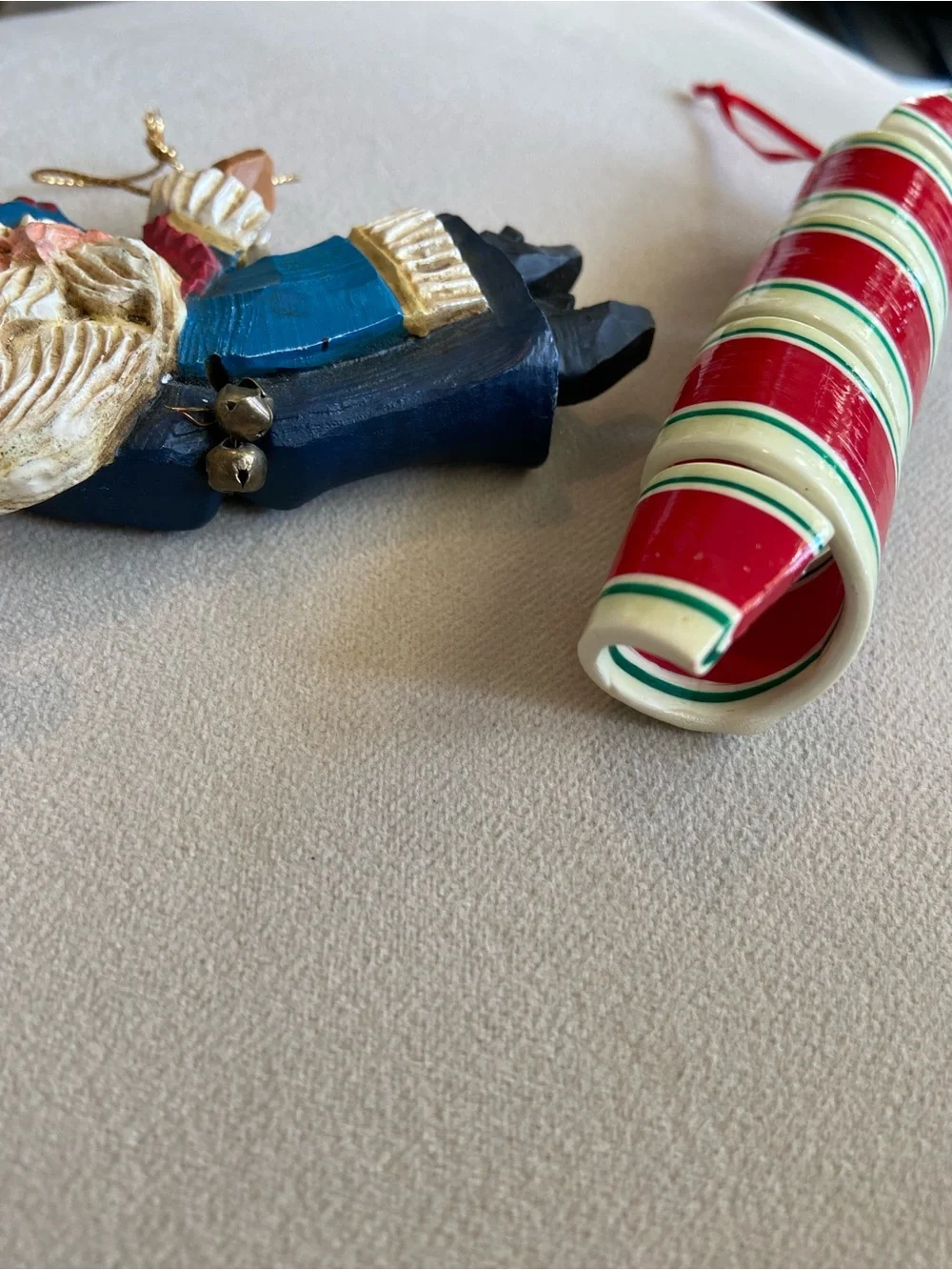 2 mismatched christmas holiday ornaments